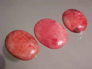 Tugtupite Cabs